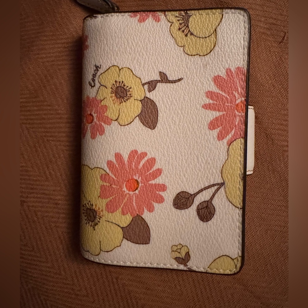 Coach Cream and Yellow Floral Wallet - Picture 3 of 8